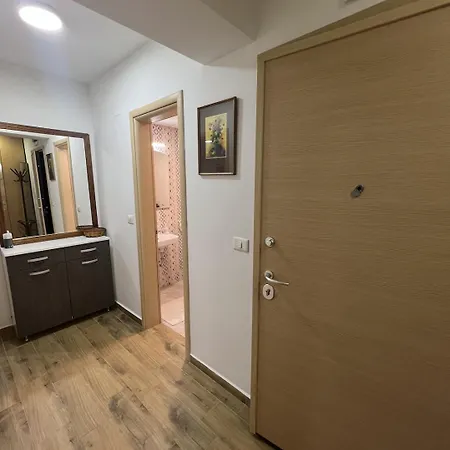 Apartment Cozy Near Center